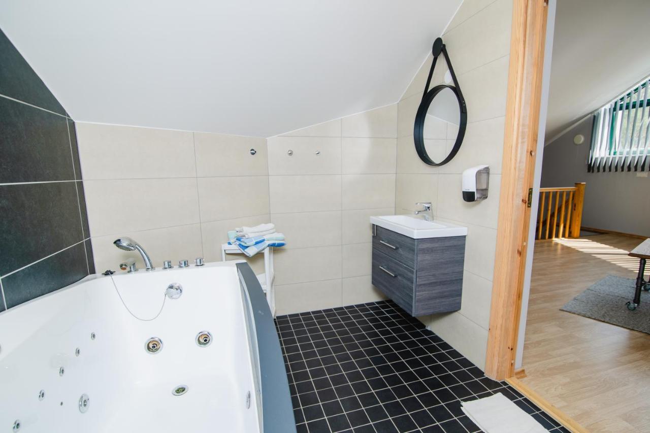 Viisnurga Puhkemajad Appartement Uulu Buitenkant foto